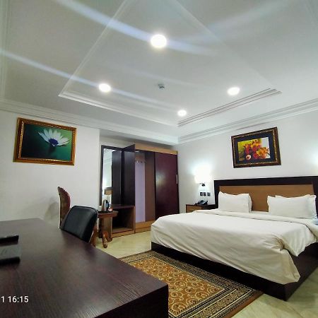 Immaculate Platinum Hotell Abuja Exteriör bild