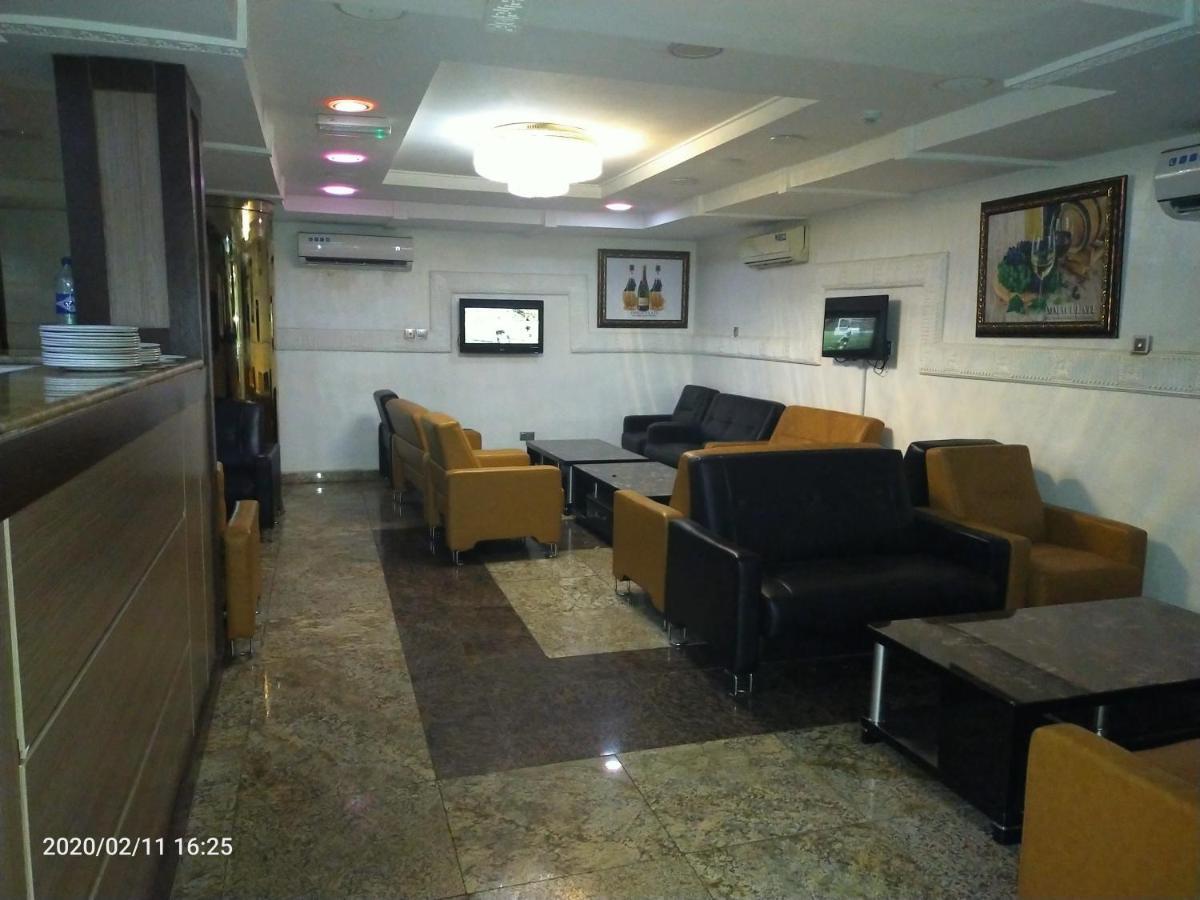 Immaculate Platinum Hotell Abuja Exteriör bild